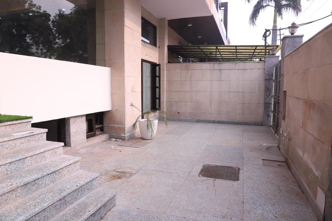 Lyf Corporate Suites - Noida Sector 19 ภายนอก รูปภาพ