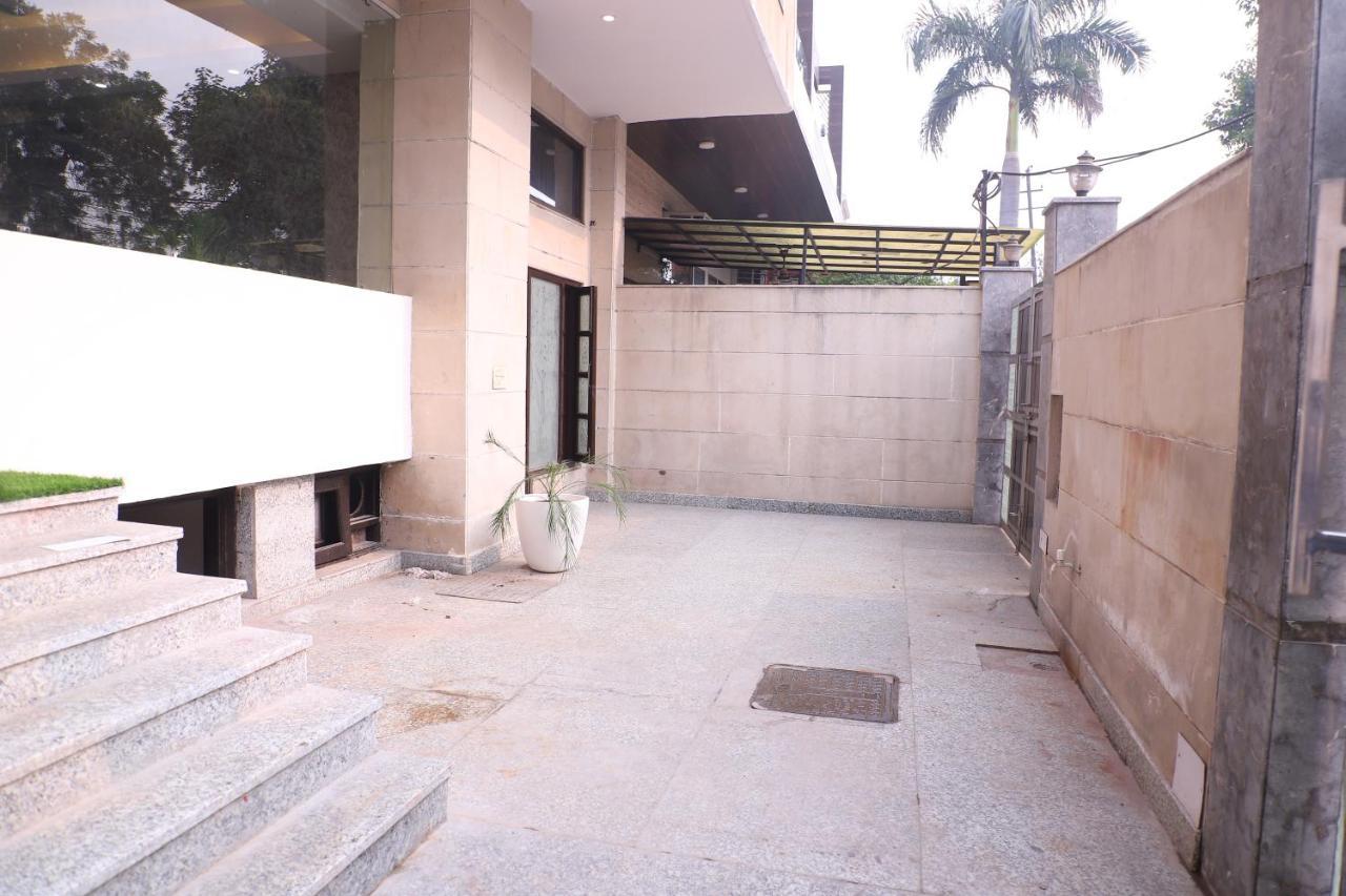 Lyf Corporate Suites - Noida Sector 19 ภายนอก รูปภาพ